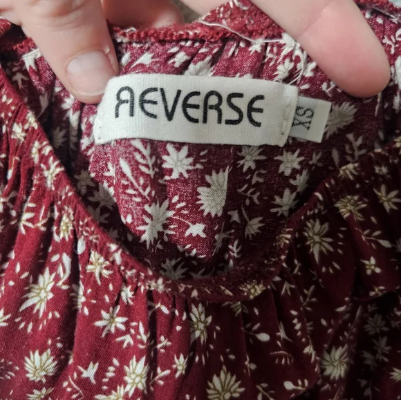 Princess Polly Reverse off the shoulder maroon flower Country romper - Picture 6 of 7